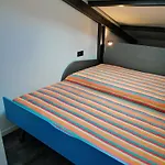 度假居 Vilafragglerock, Casa De Diseno Moderno En *