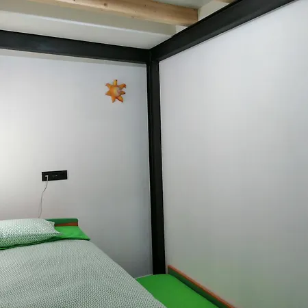 Vilafragglerock, Casa De Diseno Moderno En Puentedeume